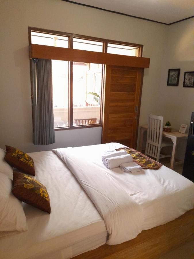 Yastra Yana Homestay ウブド エクステリア 写真