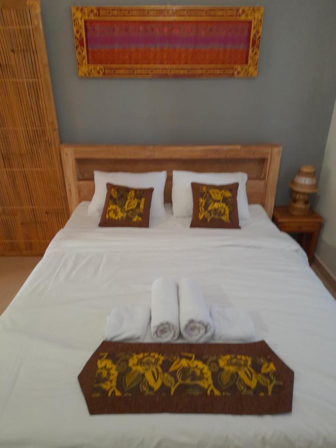 Yastra Yana Homestay ウブド エクステリア 写真