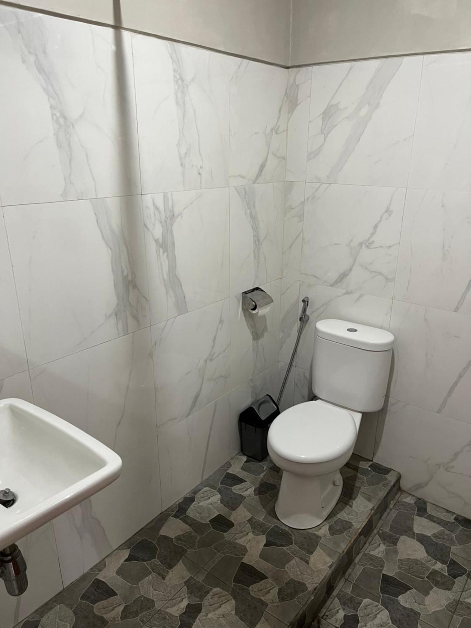 Yastra Yana Homestay ウブド エクステリア 写真