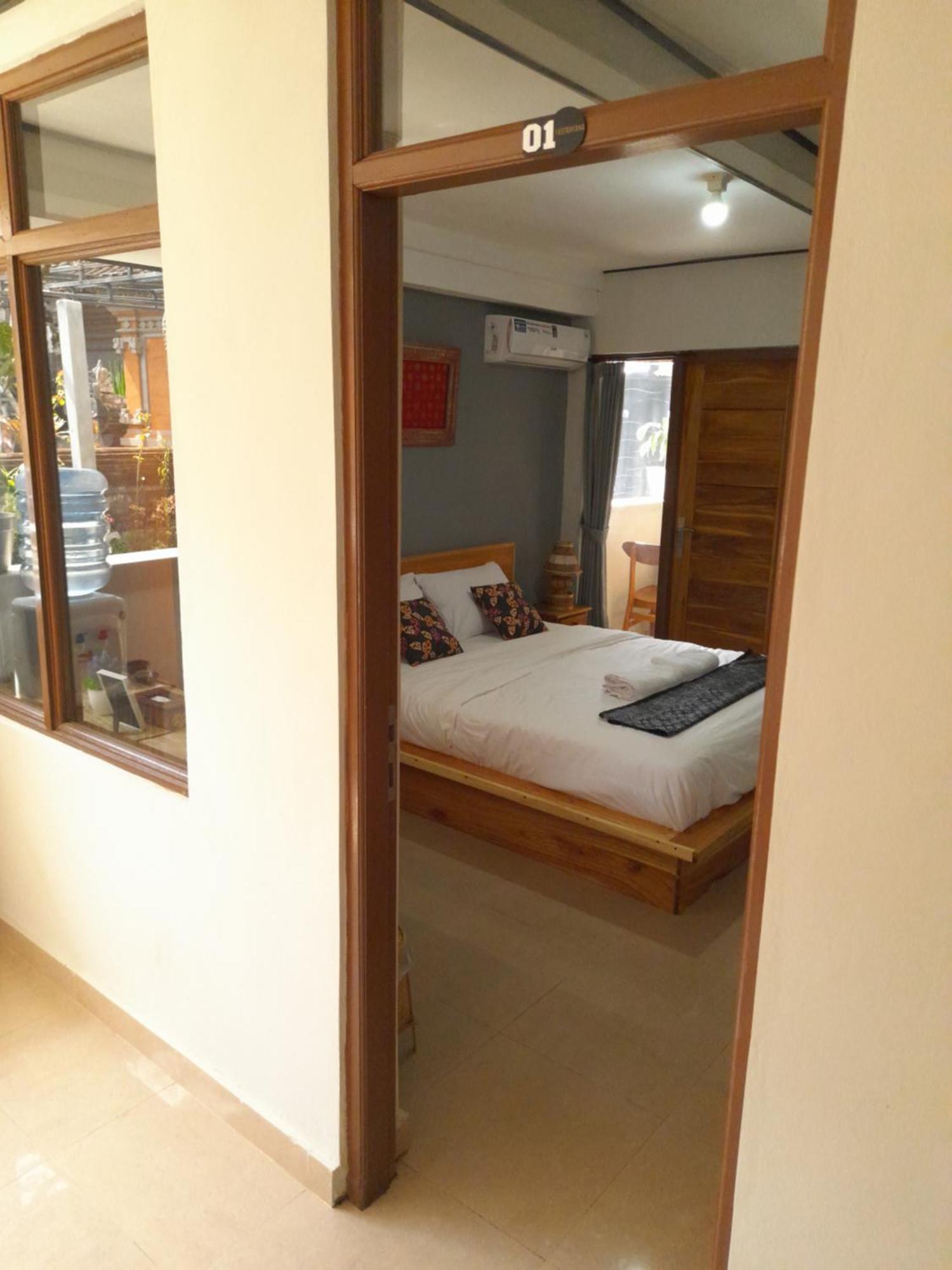 Yastra Yana Homestay ウブド エクステリア 写真