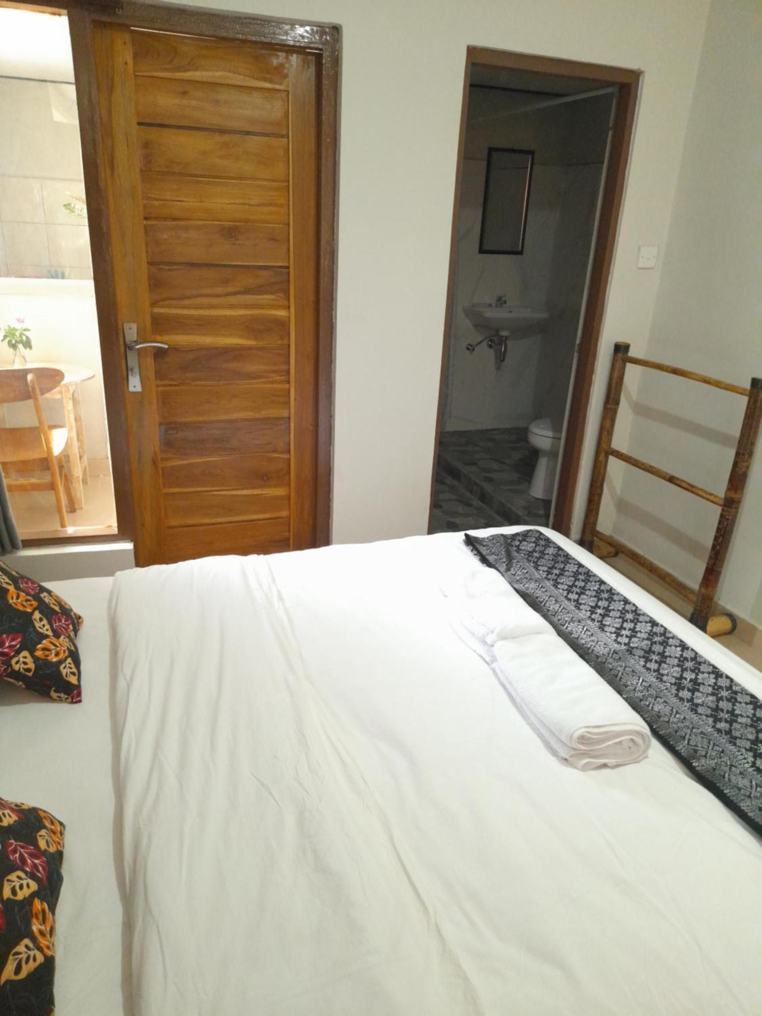 Yastra Yana Homestay ウブド エクステリア 写真
